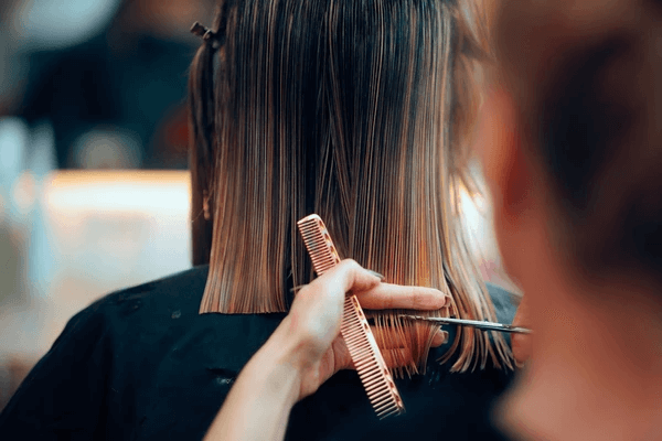 Hair Cut (U or V or Straight)